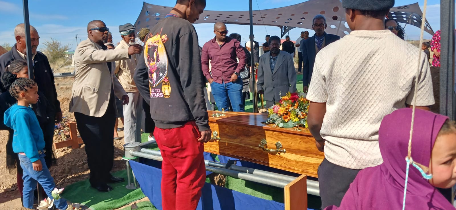 Graveside service arranged by Glorious Home Group